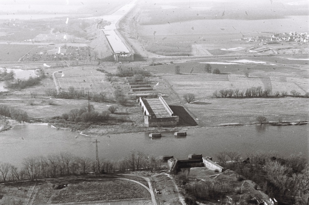 Trogbrücke Magdeburg