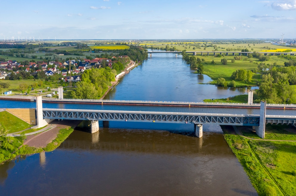 Trogbrücke Magdeburg