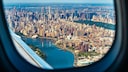 Blick auf New York aus dem Flieger – Infos zur Einreise in die USA