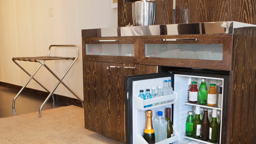 Minibar mit Sensor
