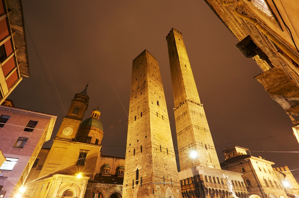 Torre Garisenda und Torre degli Asinelli, Bologna