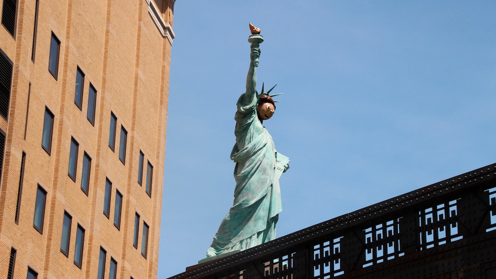 In Sichtweite des Originals hat New York nun eine zweite Freiheitsstatue, auf der High Line in Manhattan