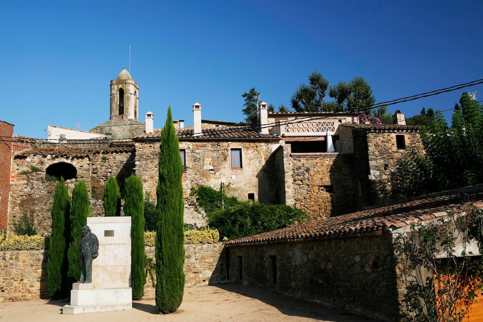 Das Dorf Púbol, Costa Brava