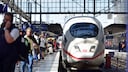 Neues „Egal-Wohin“-Ticket geplant – ICE am Bahnhof