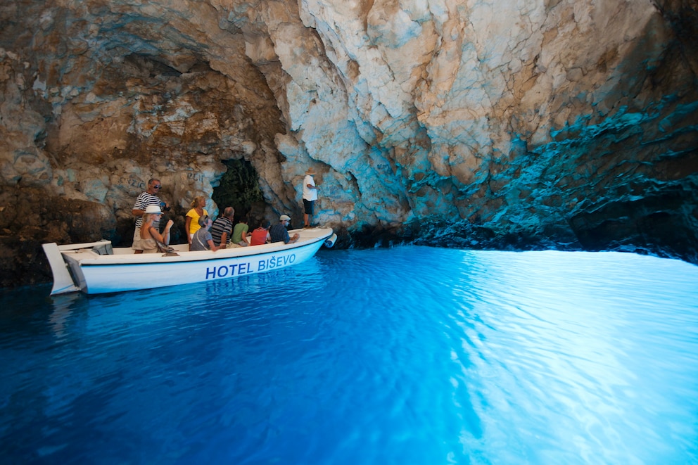 Blaue Grotte von Biševo