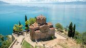 Die Kirche des Heiligen Johannes von Kaneo ist das Wahrzeichen der Stadt Ohrid