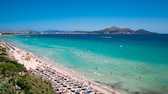 Blick auf den beliebten Strand Playa de Muro, der zu der Gemeinde Santa Margalida gehört