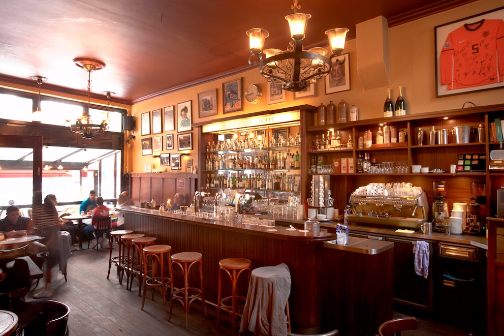 Das Café Hoppe ist eine der ältesten Kneipen in Amsterdam