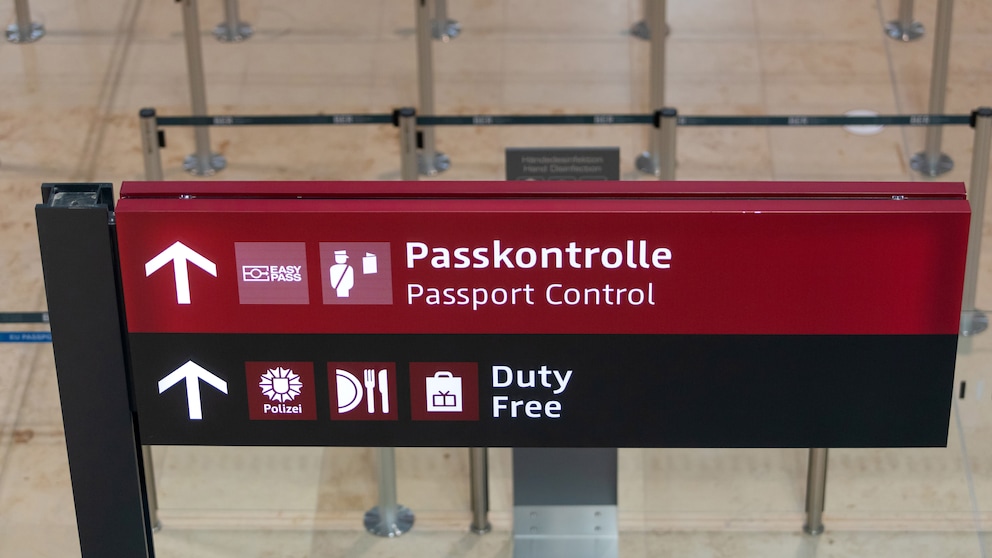 Passkontrolle Flughafen BER