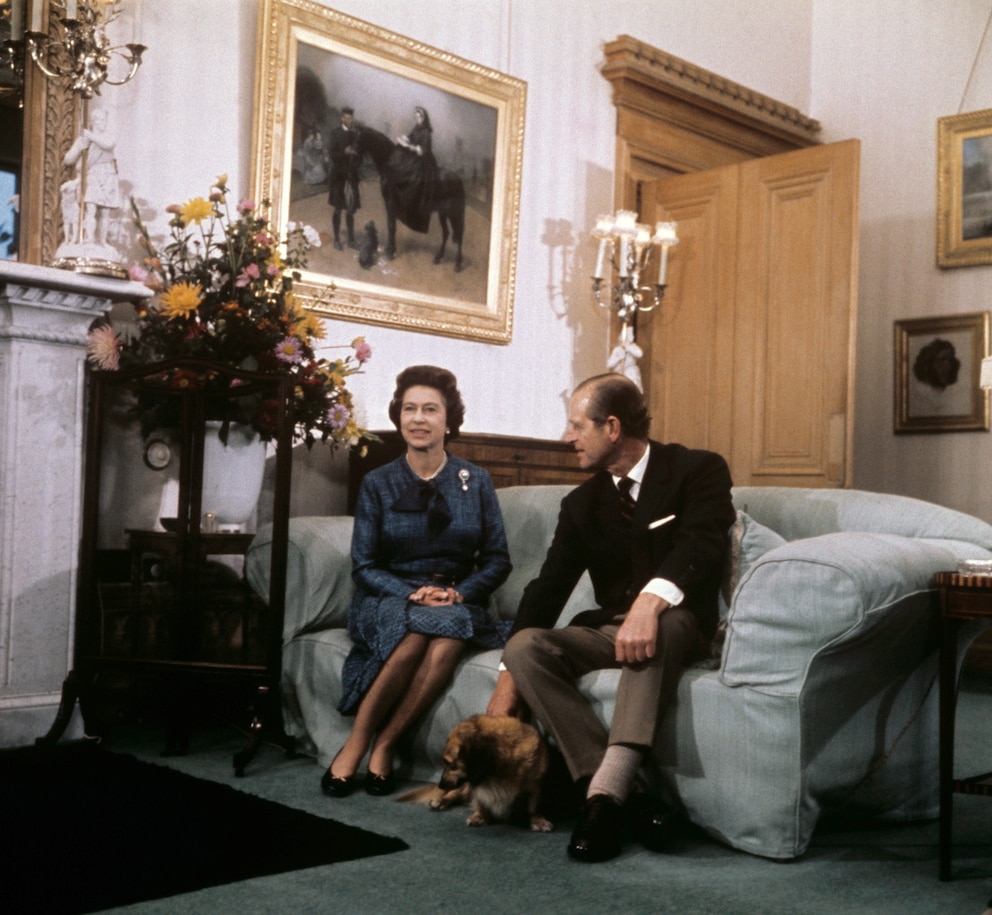 Queen Elizabeth II, hier mit dem Duke of Edinburgh, sei nirgendwo glücklicher gewesen, als auf Schloss Balmoral