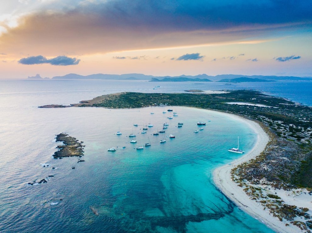 Beach of Espalmador at sunset