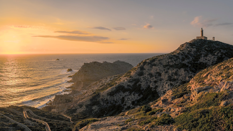 Das vom Guinessbuch der Rekorde ausgezeichnete Dorf der Hundertjährigen befindet sich auf Sardinien