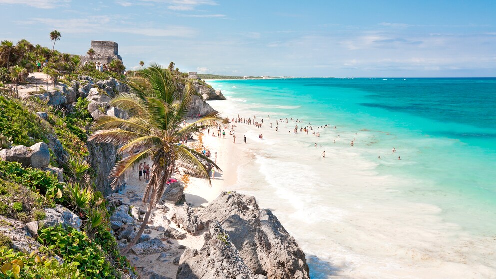 Blick auf den Strand von Tulum