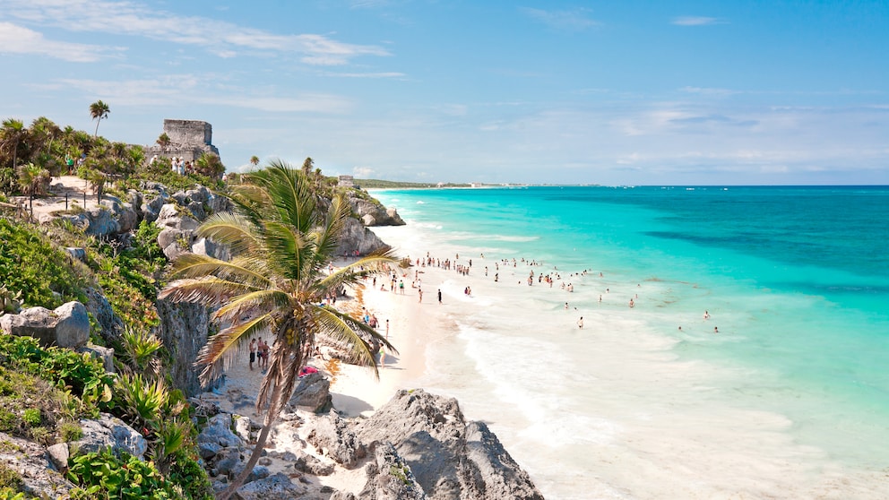 Blick auf den Strand von Tulum