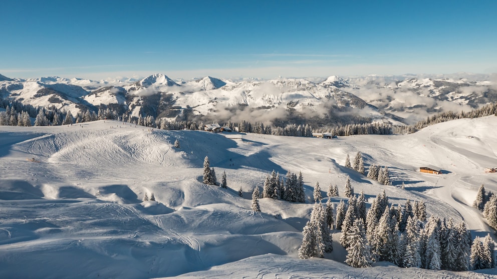 Kitzbühel ist als Promi-Mekka bekannt – hier der berühmte Hahnenkamm