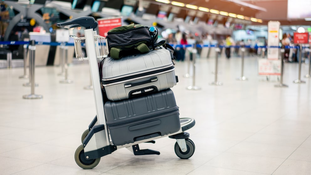 Koffer im Flughafen