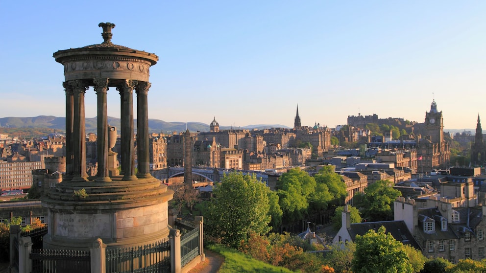 Ausblick vom Calton Hill über die schottische Hauptstadt