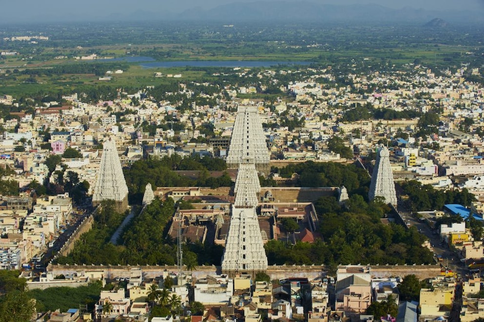 The Arunachaleshwara Temple in Tiruvannamalai