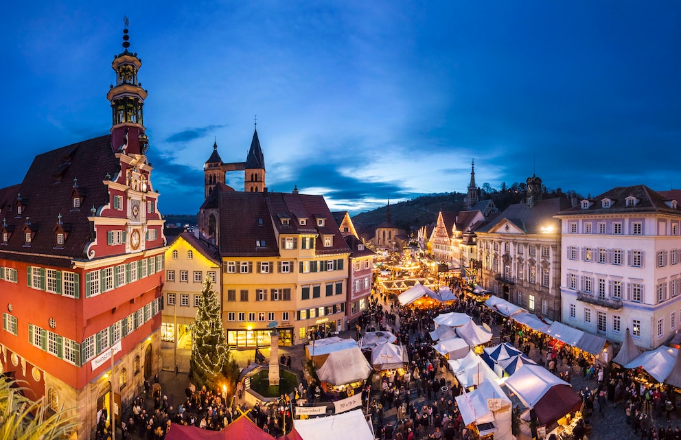 schönster Weihnachtsmarkt Deutschlands –Esslingen