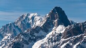 Auf dem Gipfel des Mont Blanc im Freien übernachten? Keine gute Idee, wenn es nach dem Bürgermeister einer nahegelegenen Ortschaft geht.