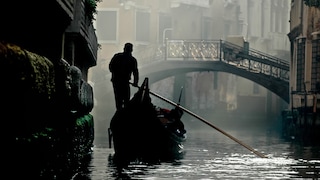 Für Gondoliere in Venedig sollen zur Überprüfung der Fahrtauglichkeit neue Regeln eingeführt werden – doch es hagelt Kritik
