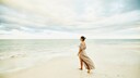 Frau am Strand