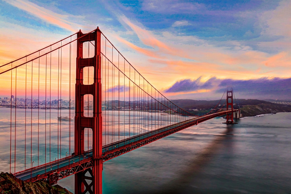 Golden Gate Bridge