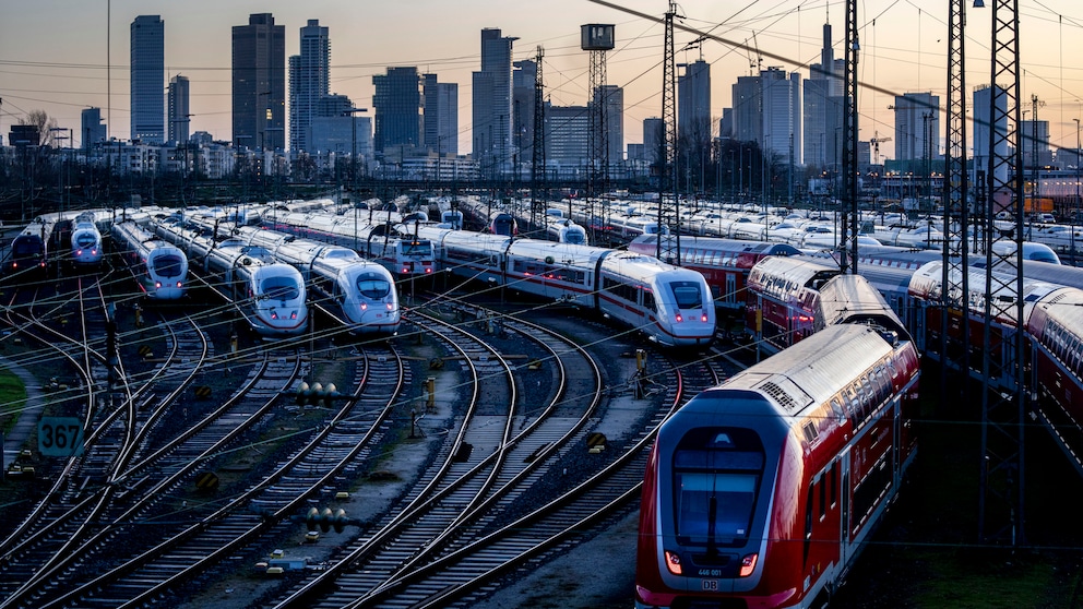 Warnstreik Verkehr Montag