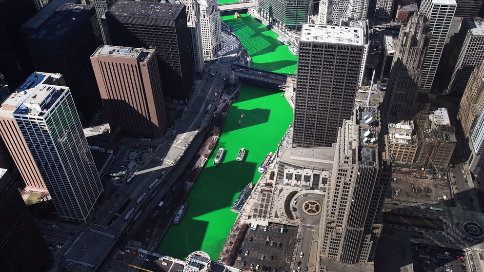 St. Patrick's Day Chicago River Grün