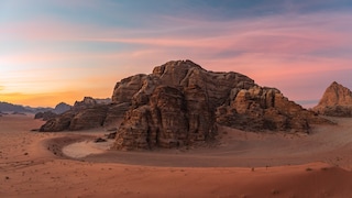 Sollte auf jeden Fall Teil einer Reise nach Jordanien sein: ein Besuch der Wüste Wadi Rum