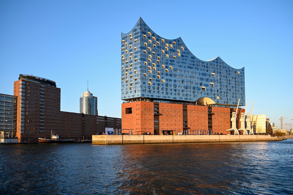 berühmte Sehenswürdigkeiten Europa – Fotos Elbphilharmonie