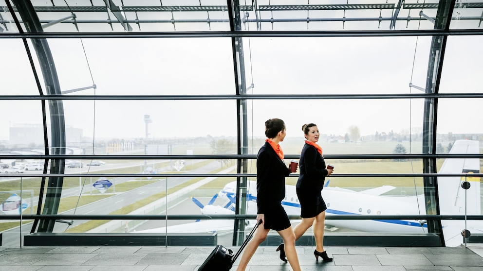 Das duchschnittliche Gehalt für Flugbegleiter in Deutschland