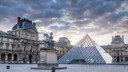 berühmte Sehenswürdigkeiten Europa – Fotos Louvre