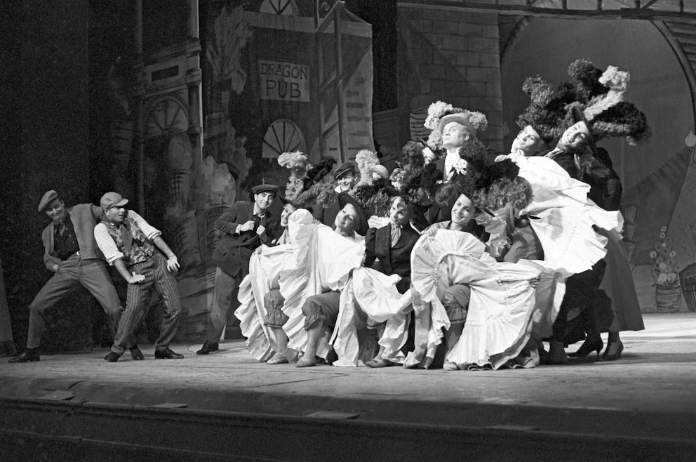 Szene aus dem Erfolgsmusical „My Fair Lady“ bei Proben im Theater des Westens im Jahr 1961
