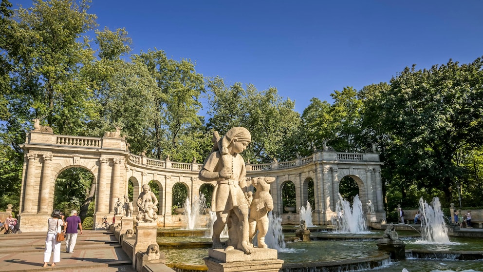 Märchenbrunnen Volkspark Friedrichshain Berlin
