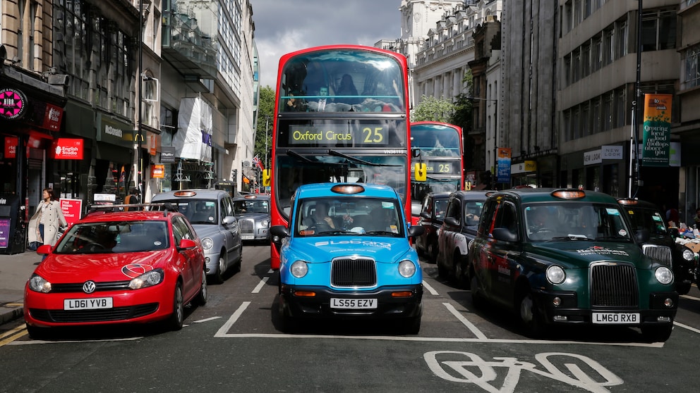 Europäische Autofahrer in London müssen mit horrenden Strafen rechnen.