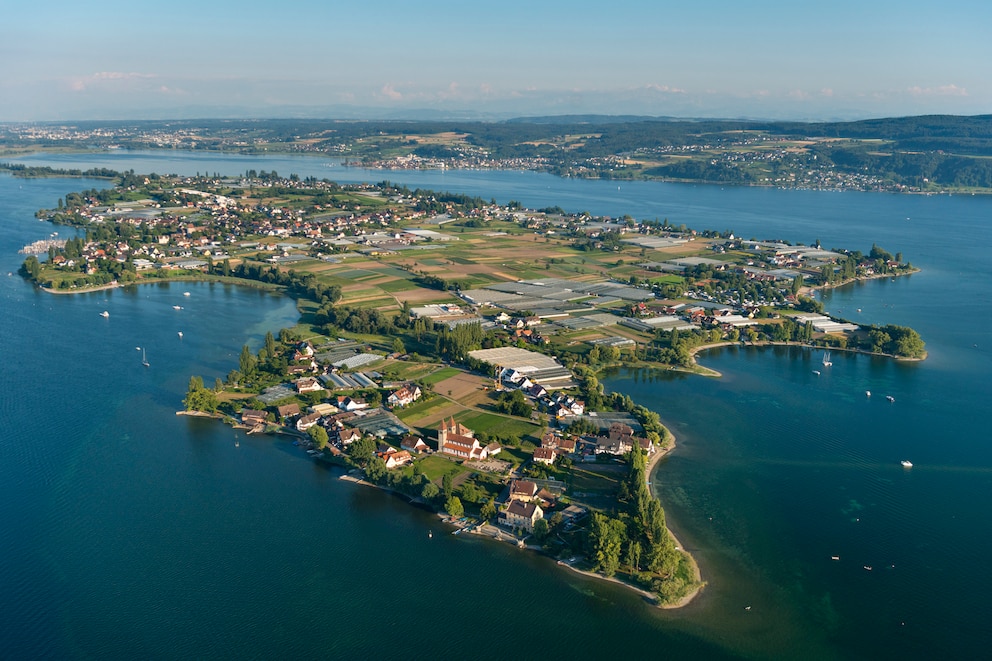 Luftaufnahme der Insel Reichenau im Bodensee