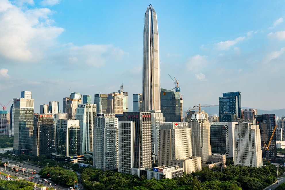 Das Ping An Finance Center liegt in Shenzhen, einer der am schnellsten wachsenden Städte der Welt