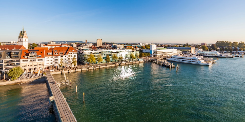 Friedrichshafen ist ebenfalls ein beliebtes Urlaubsziel am Bodensee