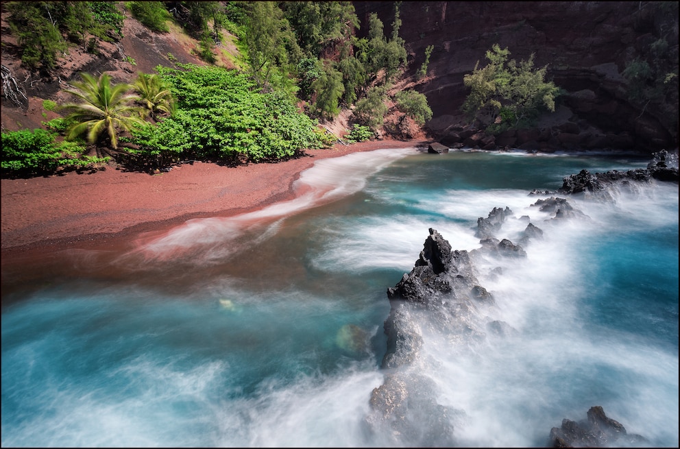 Roter Kaihalulu Beach in Hawaii