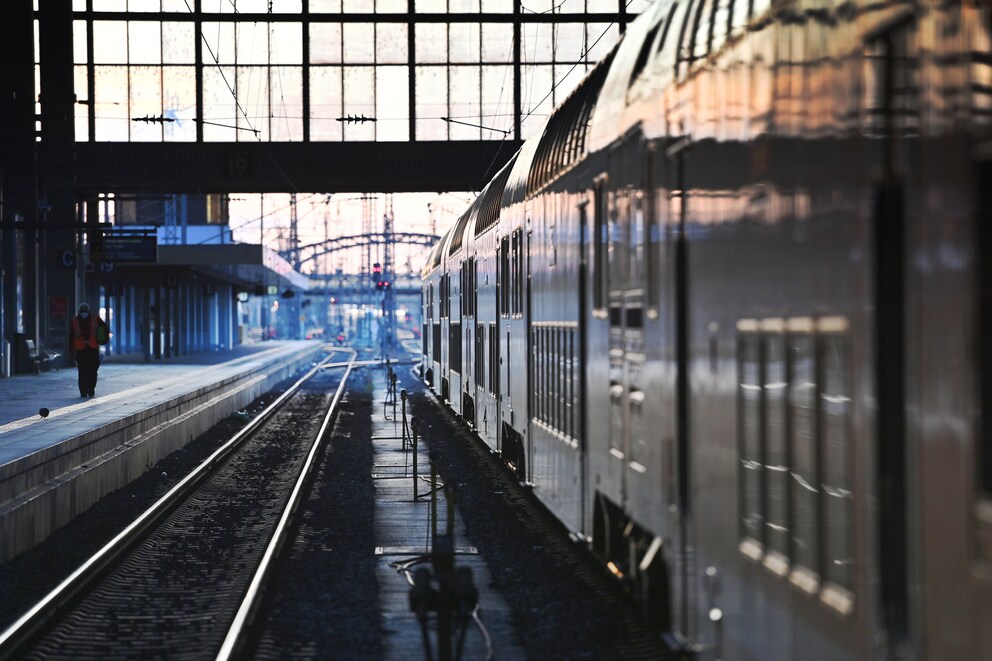 Kommentar: „Der Bahn-Streik Zeigt, Wo Die Prioritäten Liegen“