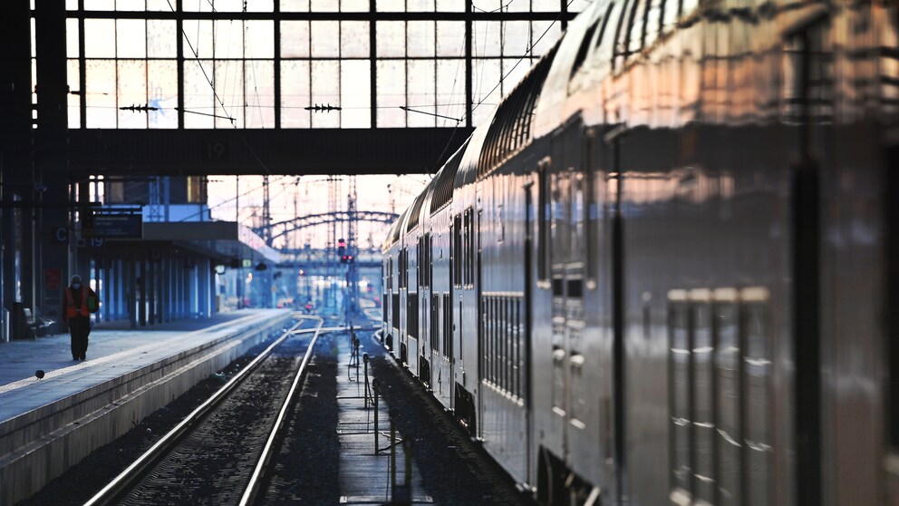 Ab Sonntag wird für 50 Stunden bei der Deutschen Bahn gestreikt – zum Leidwesen vieler Reisender