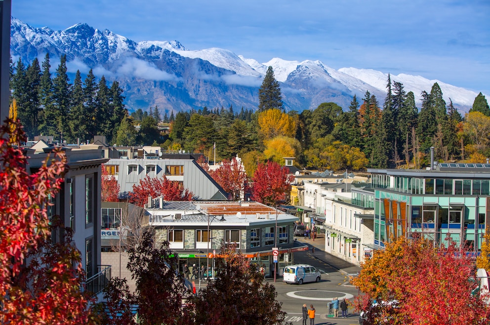 2. Queenstown – beliebte Stadt auf Neuseelands Südinsel am Fuß der Südlichen Alpen und Lake Wakatipu