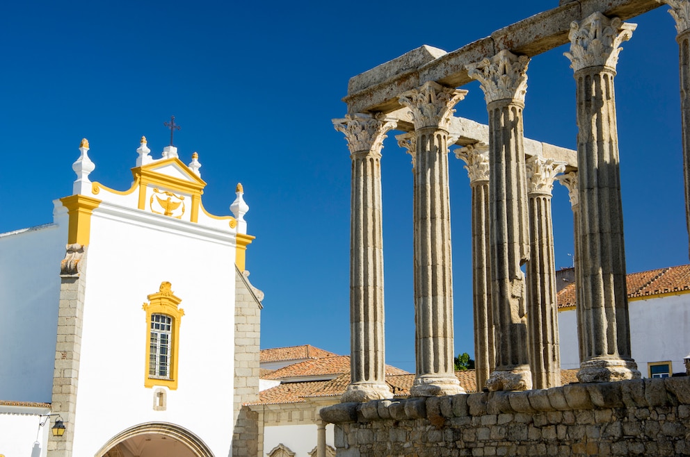 7. Évora ist die Provinzhauptstadt der südlich-zentralen Region Alentejo