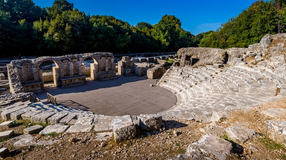 Die Ruinen des Theaters in Butrint.