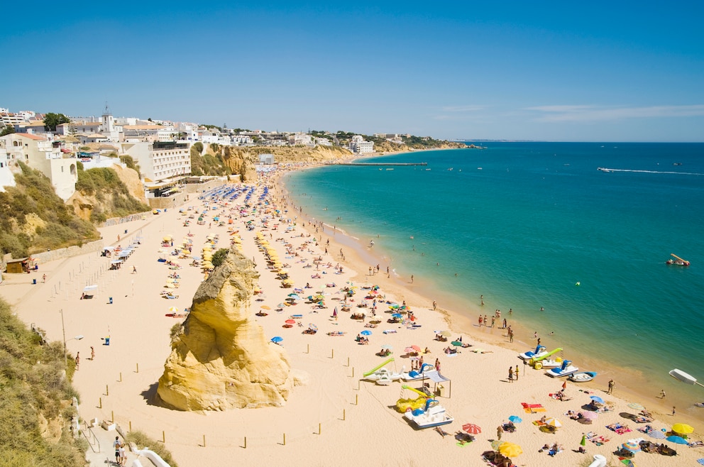 6. Albufeira – wer bereits an der Algarve ist, sollte auch diesen Küstenort erkunden