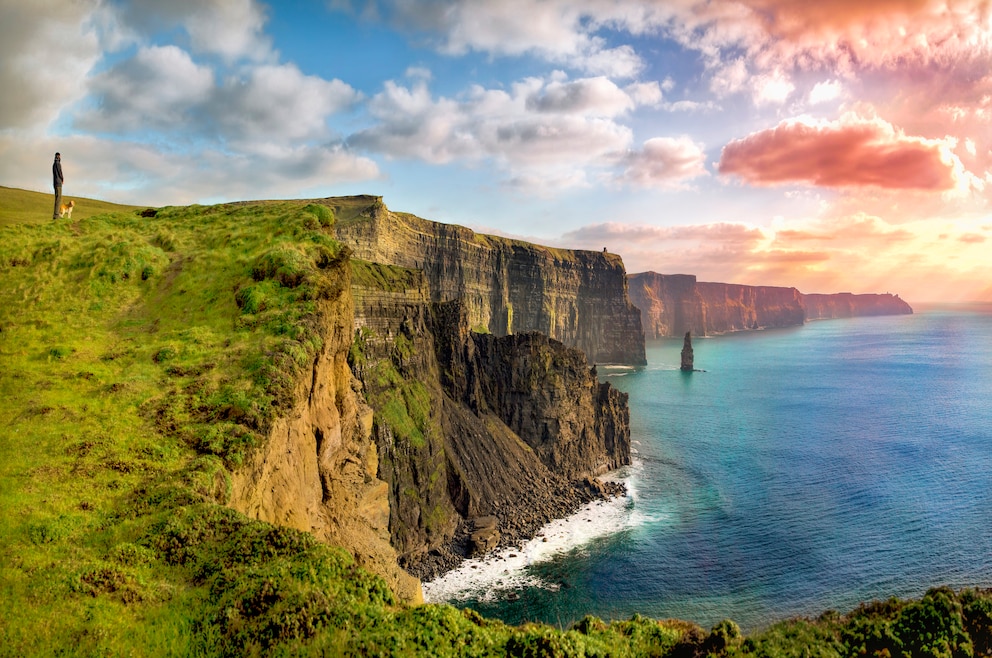 1. The Cliffs Of Moher – eine wahrlich beeindruckende Klippenlandschaft im County Clare