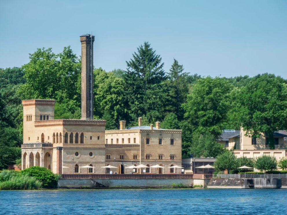  View of the Meierei in the New Garden in Potsdam