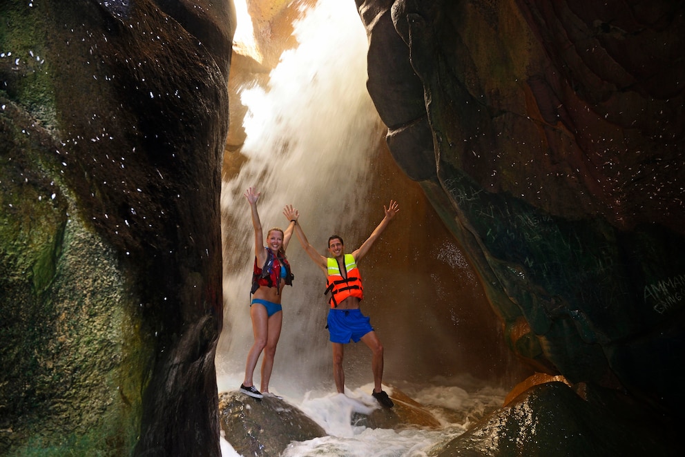 Beim Canyoning durch Wadi Mujib ist Action garantiert 