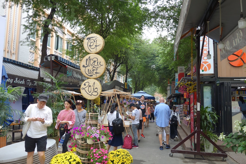 9. Book Street – die Bücherstraße im District 1 in Ho-Chi-Minh-City bietet eine große Auswahl an Büchern in verschiedenen Sprachen